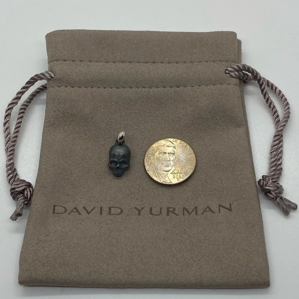 DAVID YURMAN 925 S ~ Silver Carved Skull Amulet Pendant
